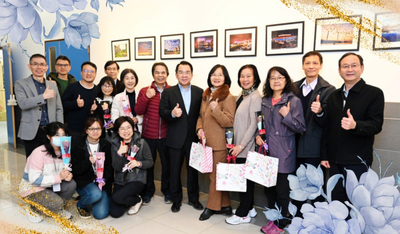 校長發送鑑識系、交通系、消防系及刑事系女性同仁及壽星生日禮品